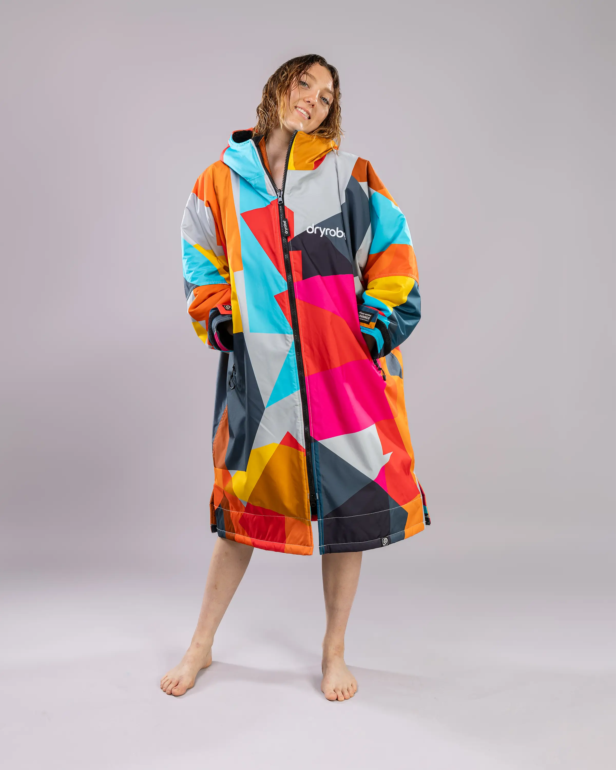 The Dryrobe Advance Long Sleeved in Multi Anns Cottage – Ann's