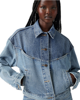 The Levi's® Womens Shrunken 90s Trucker Jacket in Ironic Iconic