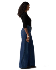 The Levi's® Womens 728™ High Rise Wide Leg Jeans in Woodstock Wide Leg