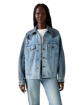 The Levi's® Womens 90s Western Pieced Trucker Jacket in Free Range Trucker