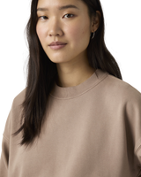 The Levi's® Womens Vintage Boxy Sweatshirt in Pine Bark