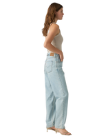 The Levi's® Womens Loose Taper Jeans in Message Sent