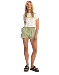 Astrid Shorts in Palm