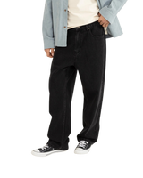 Essential Jeans in Worn Black