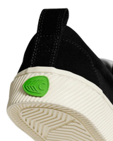 The Cariuma Womens Oca Low Suede Shoes in Black