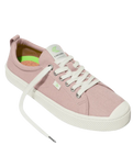 The Cariuma Womens Oca Low Canvas Shoes in Rose