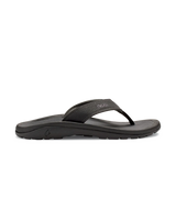 The Olukai Mens Ohana Flip Flops in Black & Dark Shadow