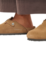 The Birkenstock Womens Womens Boston Suede Leather Clogs in Dark Tea