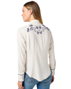The Wrangler Womens Piped Western Shirt in Vintage White