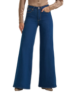 Lainey Wilson Cheeky Wide Leg Jeans in Wrangler Blue