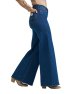 Lainey Wilson Cheeky Wide Leg Jeans in Wrangler Blue