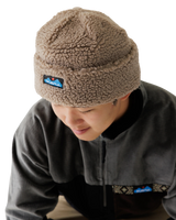 Fur Ball Beanie in Mocha