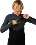 The Rip Curl Boys Flashbomb Pro 4/3mm Chest Zip Wetsuit in Grey