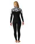 The Rip Curl Womens Dawn Patrol Pro 4/3mm Chest Zip Wetsuit in Black & White