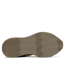 The Sorel Womens Out 'N' About III Conquest Shoes in Omega Taupe & Gum