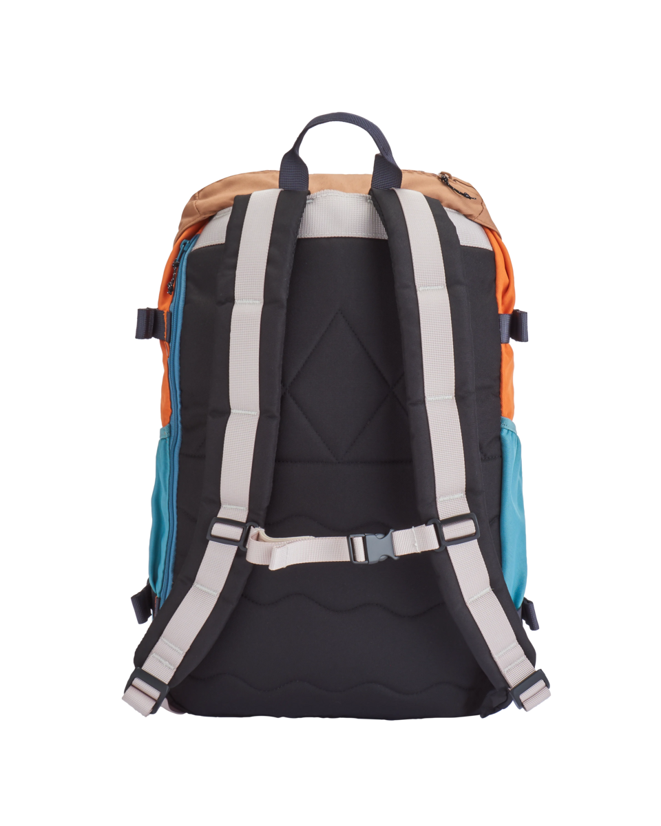 Boondocker 26L Backpack in Arctic & Retro Orange
