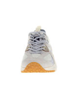 The Flower Mountain Womens Wave Shoes in White