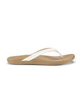 The Olukai Womens Ho‘ōpio Maluā Flip Flops in Bright White & Warm Sand