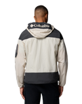 The Columbia Mens Challenger™ II Windbreaker Jacket in Dark Stone & Shark