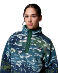 The Columbia Womens Helvetia II Printed Cropped Half Snap Fleece Jacket in Everblue Sisters & Rain Forest
