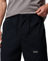 Landroamer™ Scout Shorts in Black
