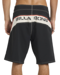 Straddie Pro Boardshorts in Black