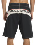 Straddie Pro Boardshorts in Black