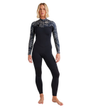 The Billabong Womens Salty Dayz Natural 3/2mm Chest Zip Wetsuit in Black Pebble