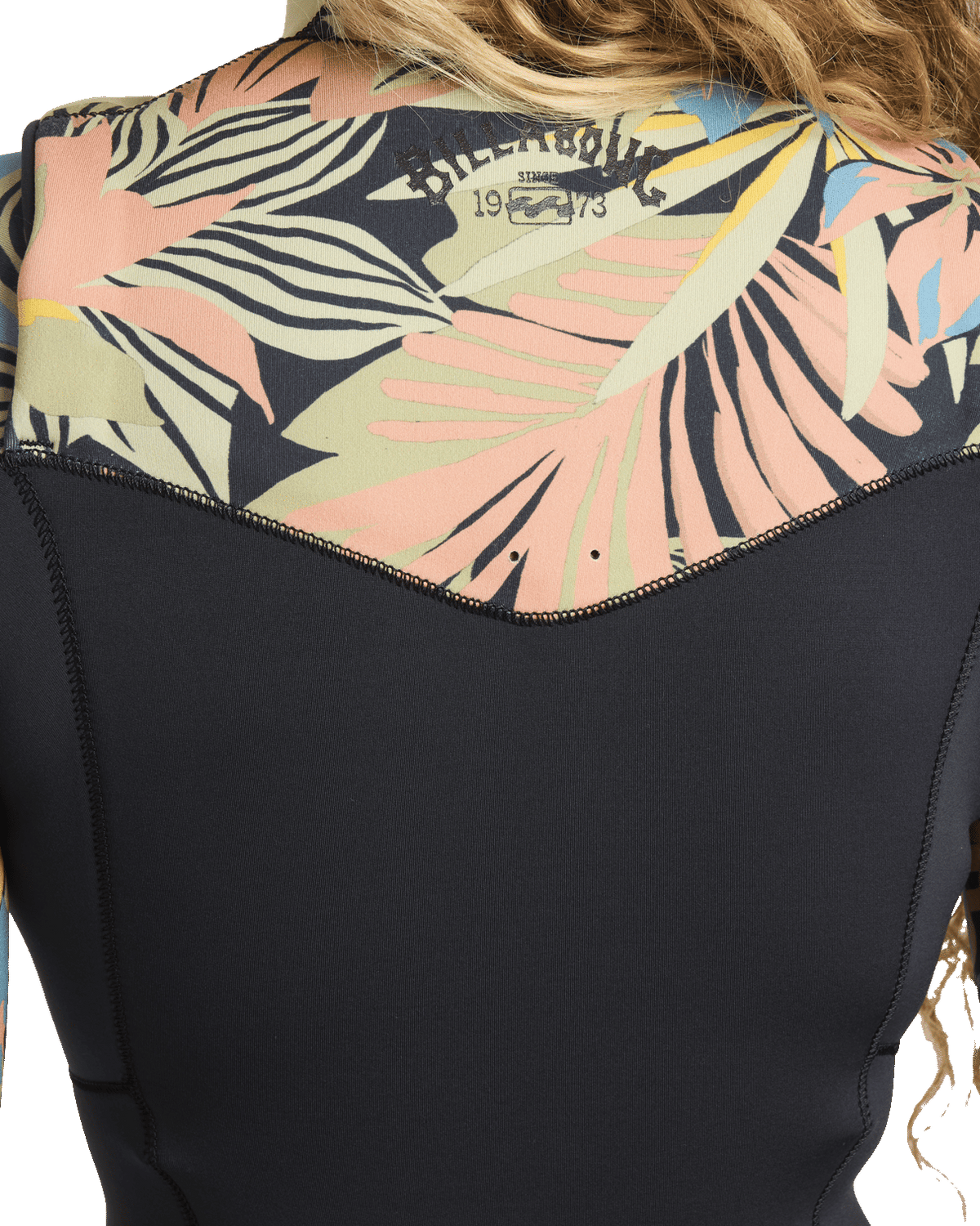 Salty Dayz 4/3mm Chest Zip Wetsuit in Black Tropical