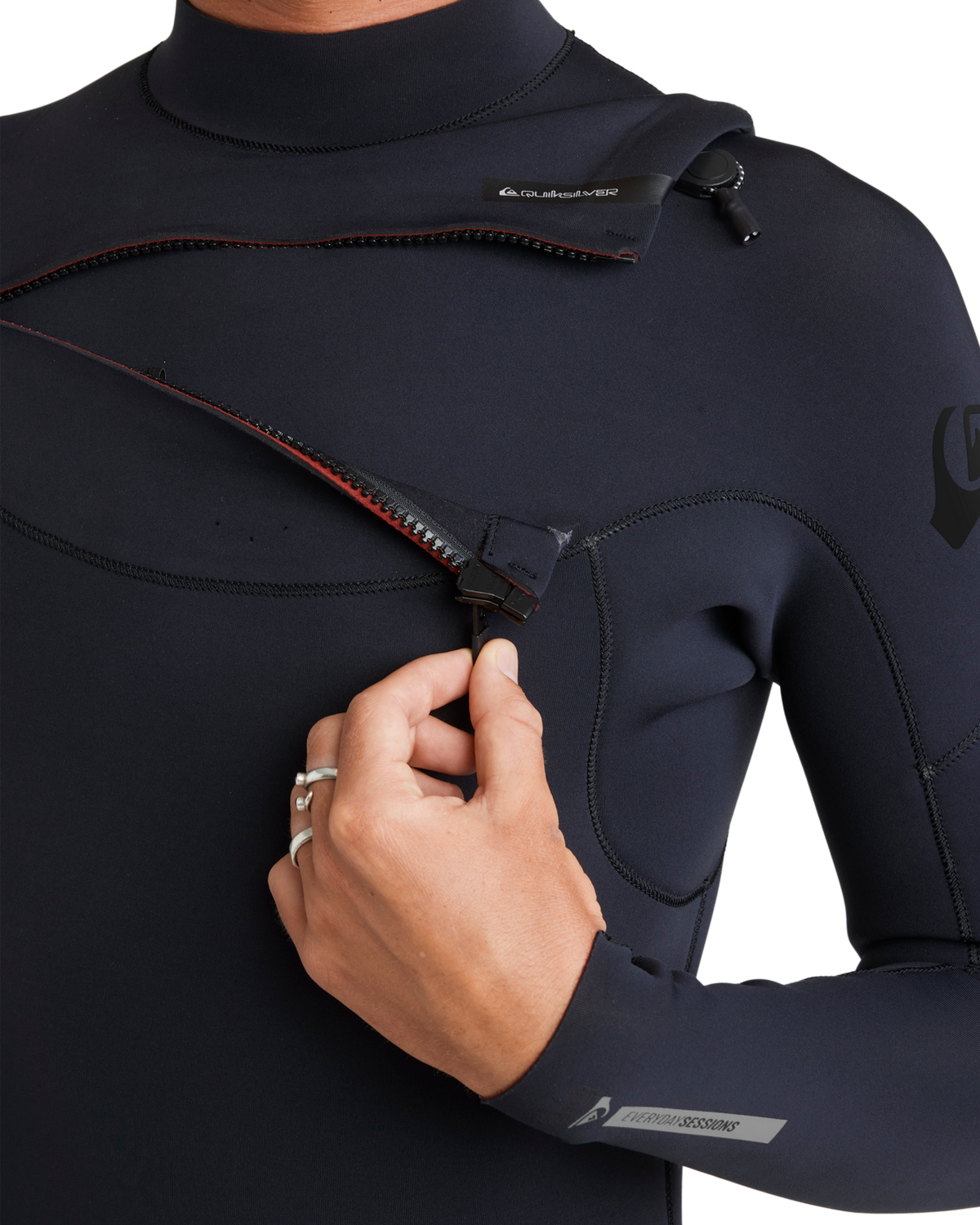 The Quiksilver Mens Everyday Sessions 5/4/3mm Chest Zip Wetsuit in Black