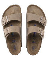 The Birkenstock Mens Arizona Oiled Leather Sandals in Tobacco Brown