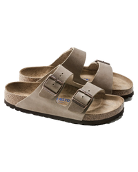 The Birkenstock Mens Arizona Oiled Leather Sandals in Tobacco Brown