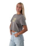 The Born by the Sea Womens Daisy T-Shirt in Faded Grey