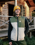 Offgrid Sherpa Fleece Gilet in Oatmeal & Khaki