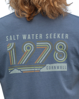 The Salt Water Seeker Mens Retro T-Shirt in Faded Blue