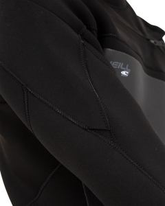 The O'Neill Mens Mens Epic 4/3mm Chest Zip Wetsuit in Black