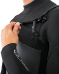 The O'Neill Mens Mens Epic 4/3mm Chest Zip Wetsuit in Black