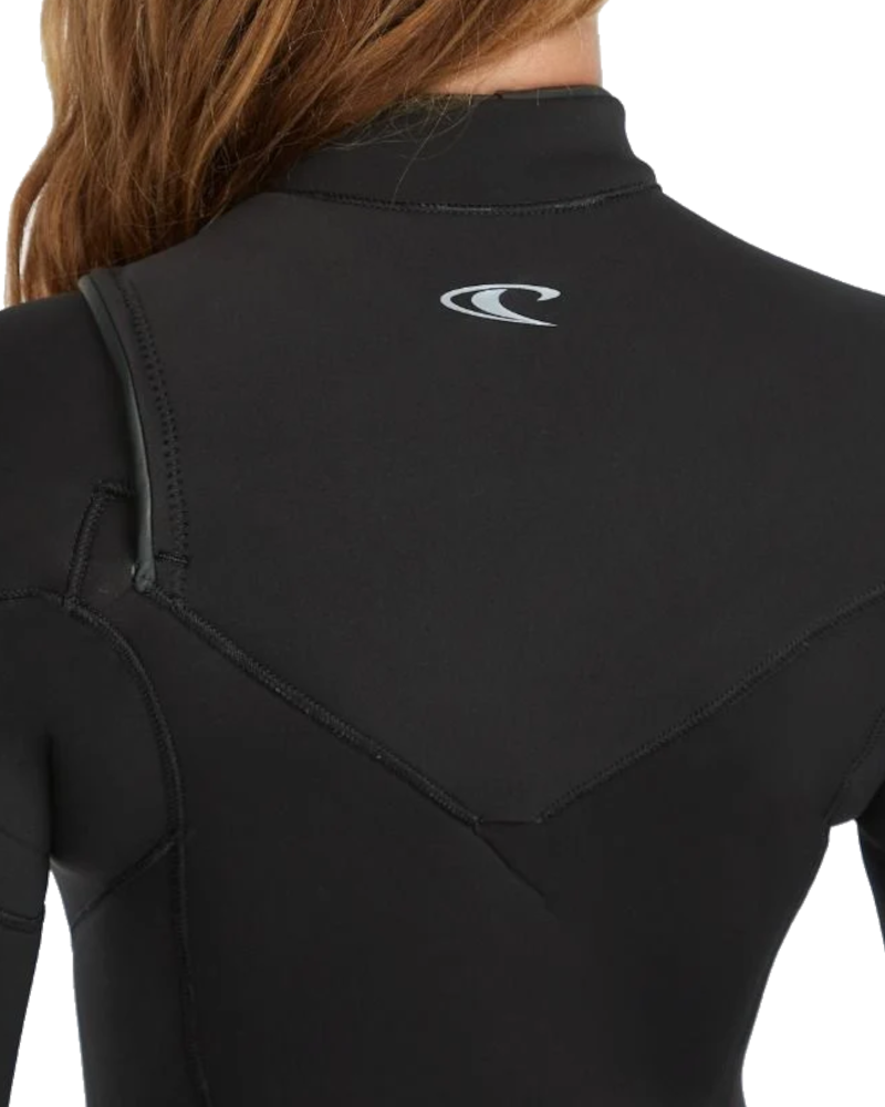Epic 3/2mm Chest Zip Wetsuit in Black, Black & Black