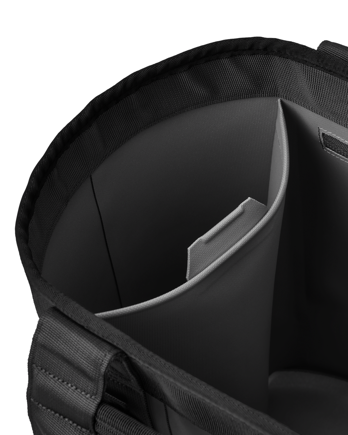 Camino 35 Carryall Tote Bag in Black