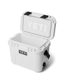 Roadie 15 Cooler in White