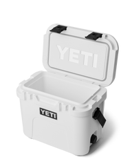 Roadie 15 Cooler in White