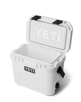 Roadie 15 Cooler in White