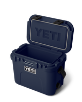 Roadie 15 Cooler in Navy