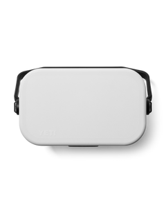 Roadie 8 Cooler in White