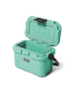 Roadie 8 Cooler in Seafoam