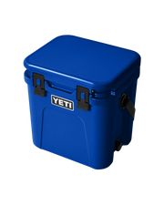 Roadie 24 Cooler 2.0 in Royal Blue