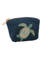 The Elizabeth Scarlett Womens Turtle Conservation Velvet Coin Purse in Marine Navy