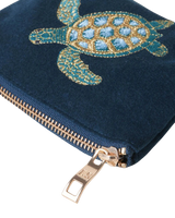 The Elizabeth Scarlett Womens Turtle Conservation Velvet Coin Purse in Marine Navy