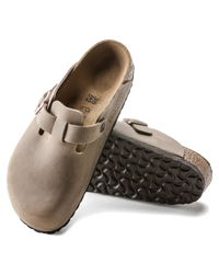 The Birkenstock Womens Boston Natural Leather Oiled Sandals in Tobacco Brown