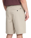 Billow Walkshorts in Light Khaki